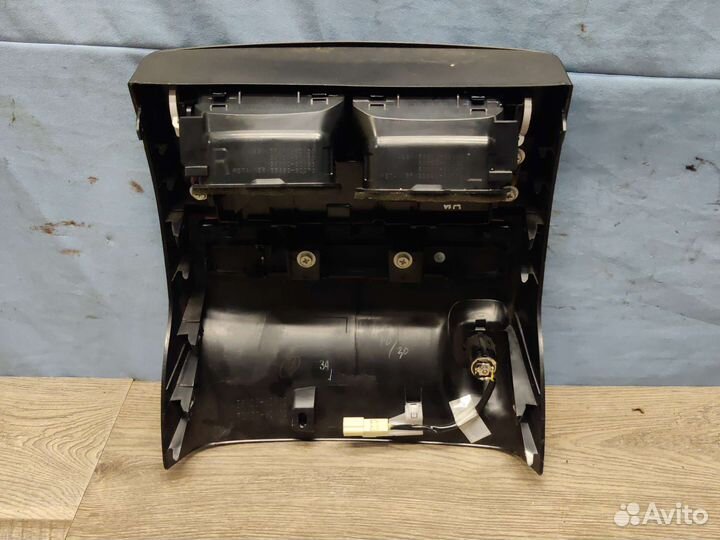 Климат контроль задний Toyota LC200 2016г