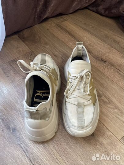 Кроссовки zara 38