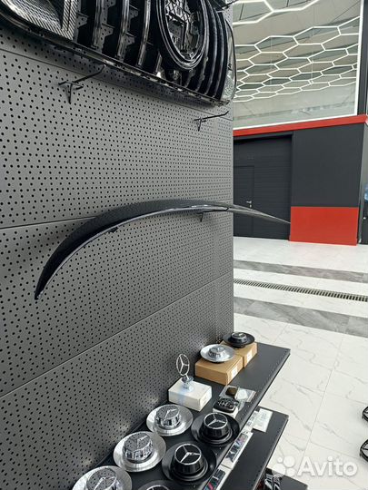 Спойлер багажника Mercedes-Benz W205 AMG