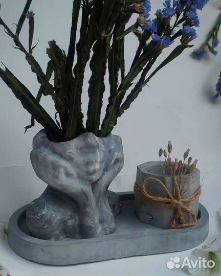 Предметы декора для интерьера кашпо,свечи, гипс