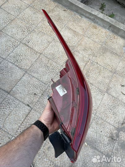 Фонарь задний правый б/у solaris