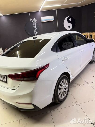 Темные стекла Hyundai Solaris