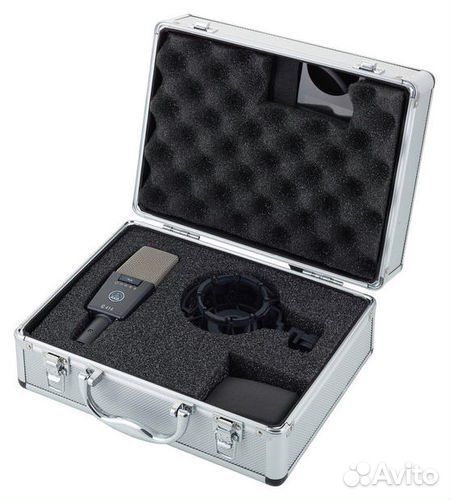 Студийный микрофон AKG C 414 XLS