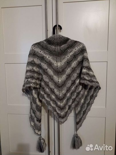 Шаль женская