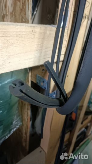 Молдинг лобового стекла УАЗ