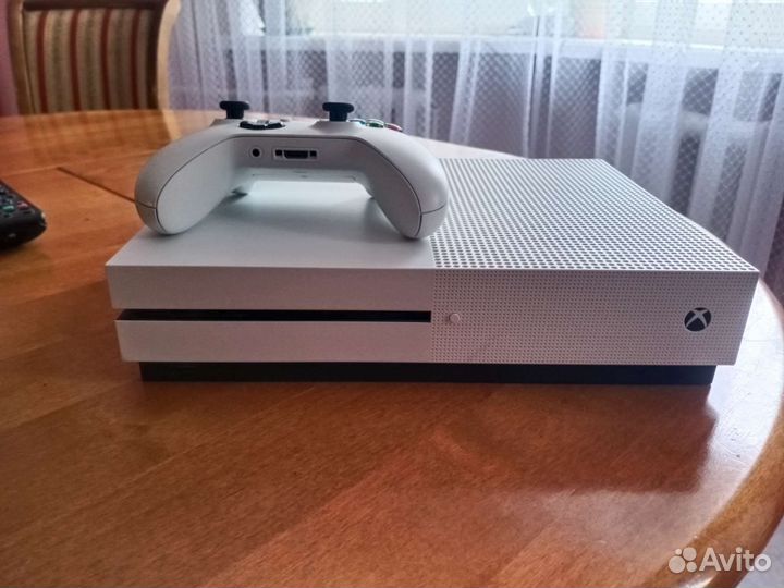 Xbox One s 1tb