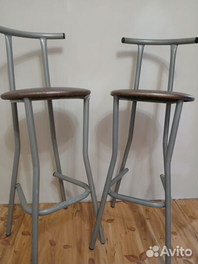 Барный стул