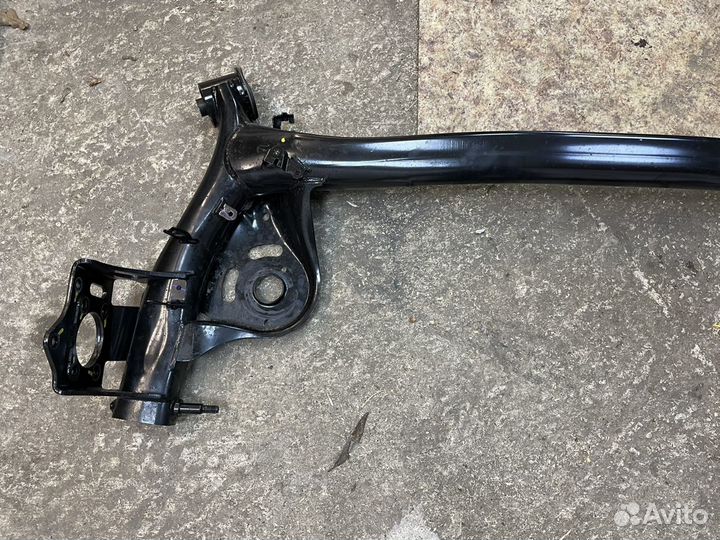 Suzuki Vitara SX4 задняя балка оригинал