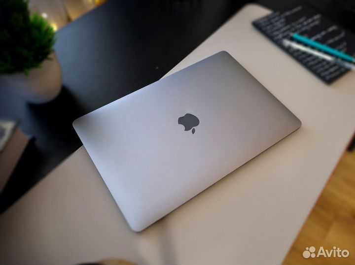 Apple MacBook Air 13 (M1, 2020) 8GB, 512GB