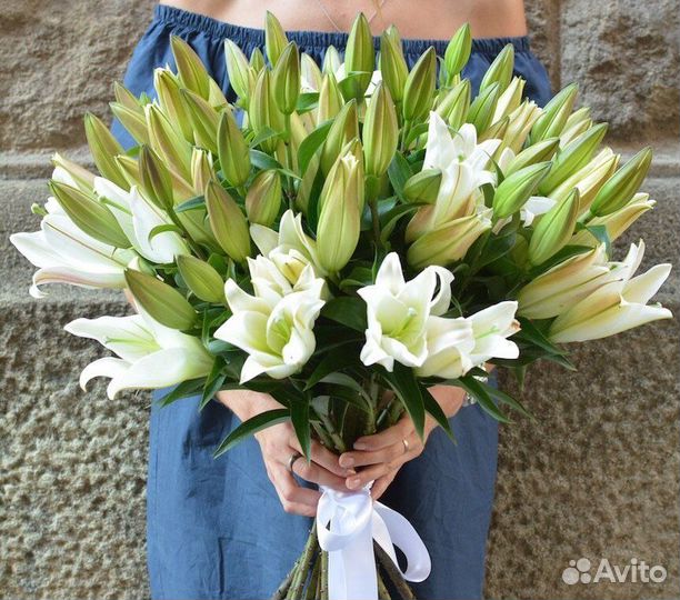 Букеты из лилий
