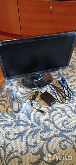 Монитор Lg w1943se