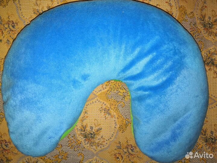 Подушка для шеи в авто