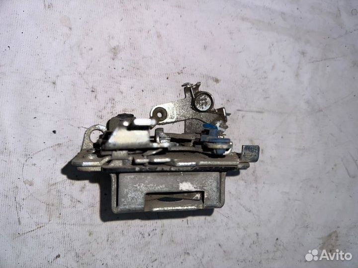 Замок двери передний правый Daewoo Nexia K32 2009