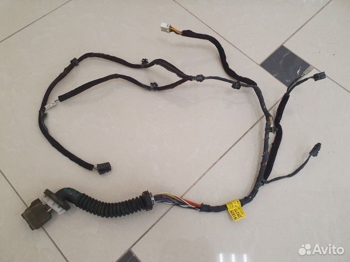 Проводка двери передняя правая Hyundai Accent LC