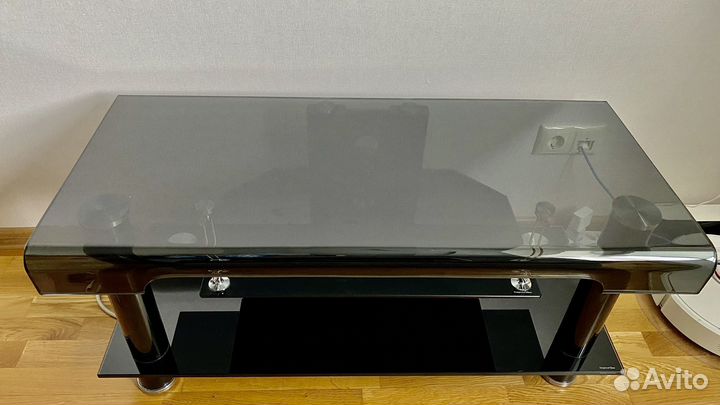 Подставка под тв из каленного стекла