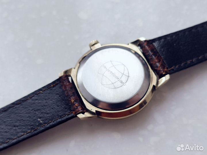 Часы мужские Слава Авангард СССР механика 1981г