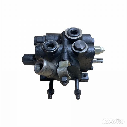 Гидрораспределитель 1-4T 2 valves assembly