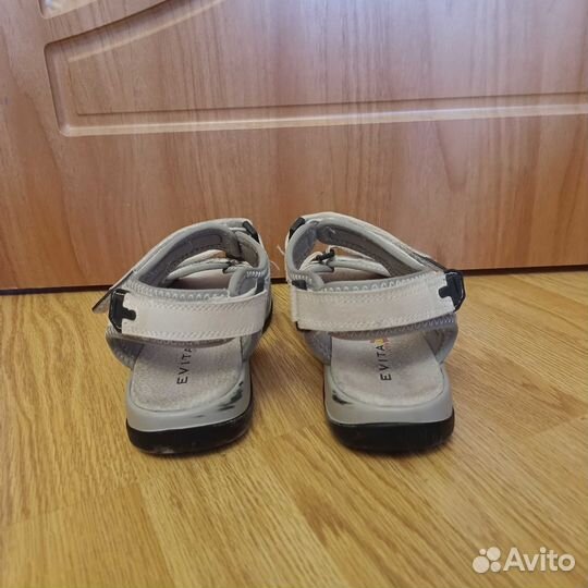 Босоножки летние р40 для девочки Evita