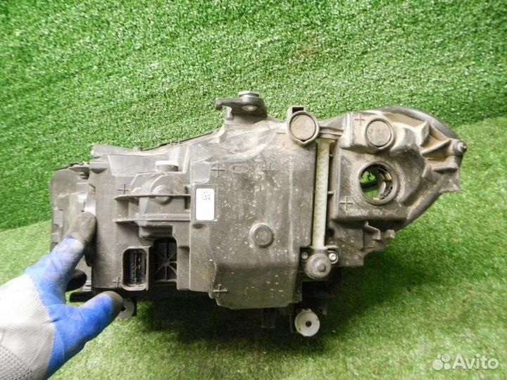 Фара правая BMW 5-Series/M5