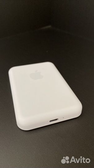 Беспроводная зарядка для iPhone