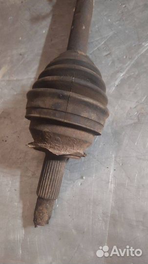 Полуось правая Opel Movano (A) 2001