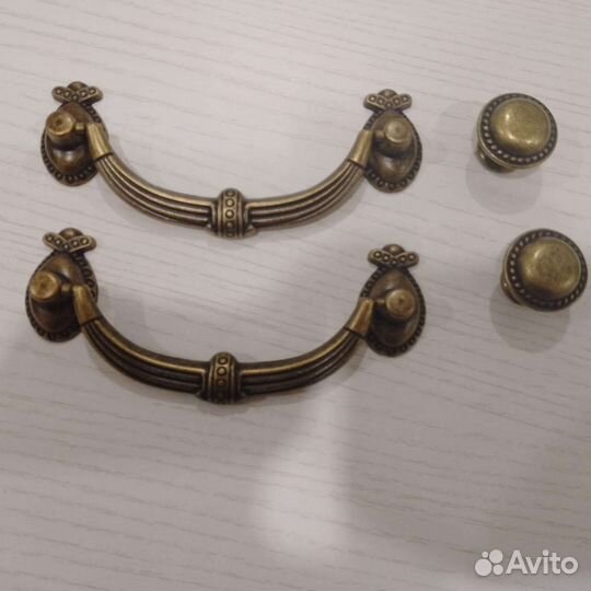 Ручки для мебели скоба и кнопка