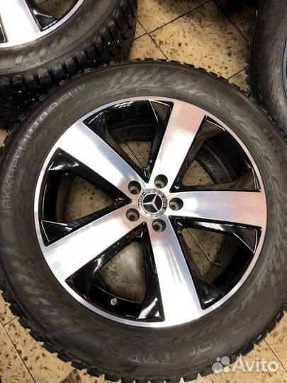 Оригинал Mercedes GLS X167 V167 Nokian 275/50 R20