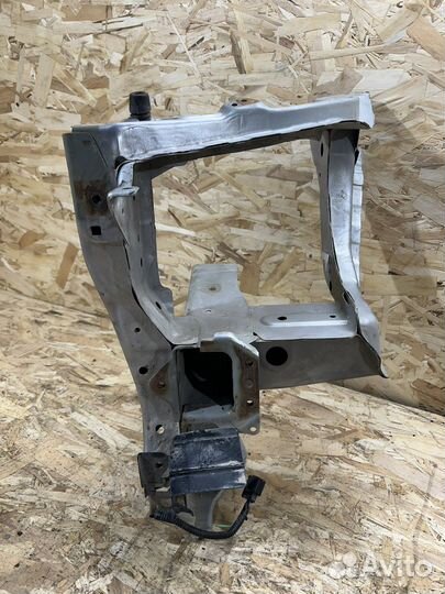 Honda civic 4d лонжерон левый телевзор панель