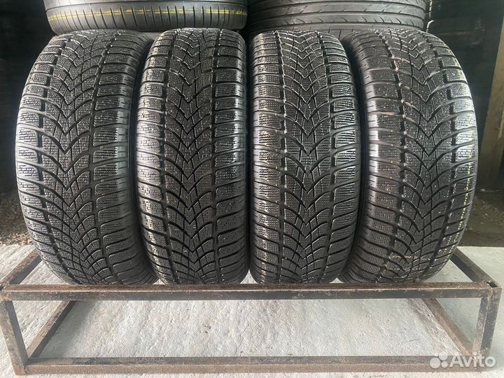 Dunlop SP Winter Sport 4D 205/55 R16