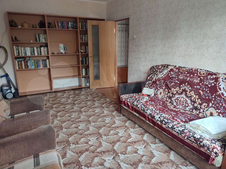2-к. квартира, 46 м², 3/9 эт.