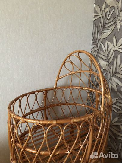 Колыбель детская плетеная