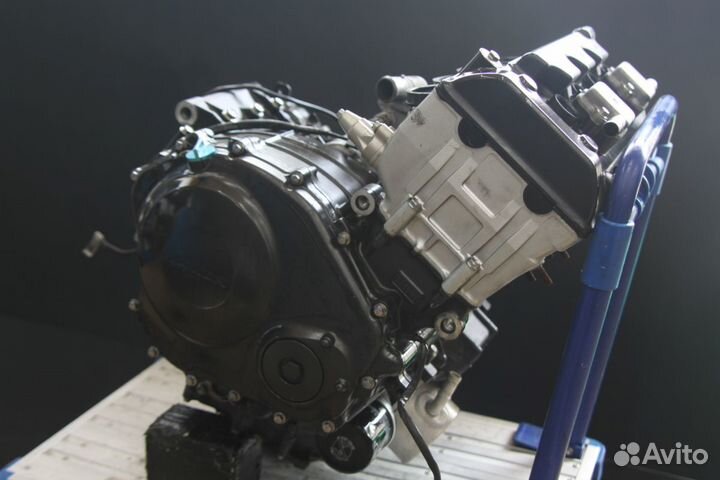 Контрактный двигатель Honda CBR1000RR SC57E 06-07