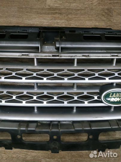 Решетка радиатора Land Rover Freelander 2