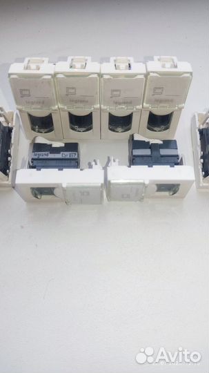 Розетка Mosaic 1М RJ45 UTP Legrand.Made in France
