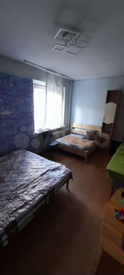 3-к. квартира, 63 м², 1/4 эт.