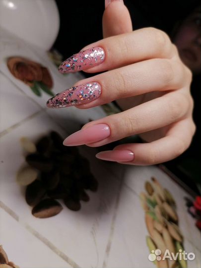 Маникюр на дому