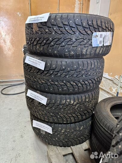 Nokian Tyres Hakkapeliitta 9 SUV 255/55 R18 109T