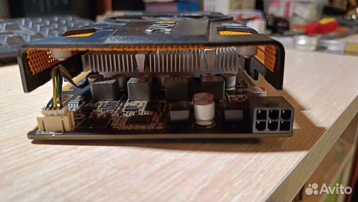 Видеокарта zotac GTX550 Ti 1GB 192BIT ddrs