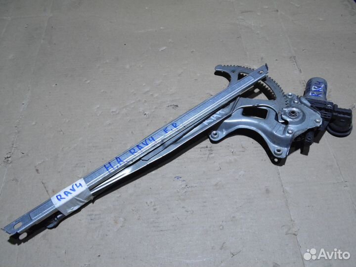 Стеклоподъемник передний правый Тойота рав4