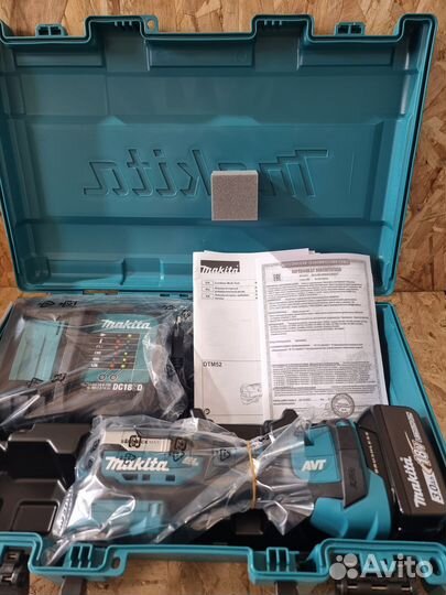 Аккумуляторный мультитул Makita DTM52SFK