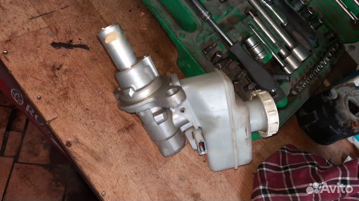 Главный тормозной цилиндр l200/MPS2