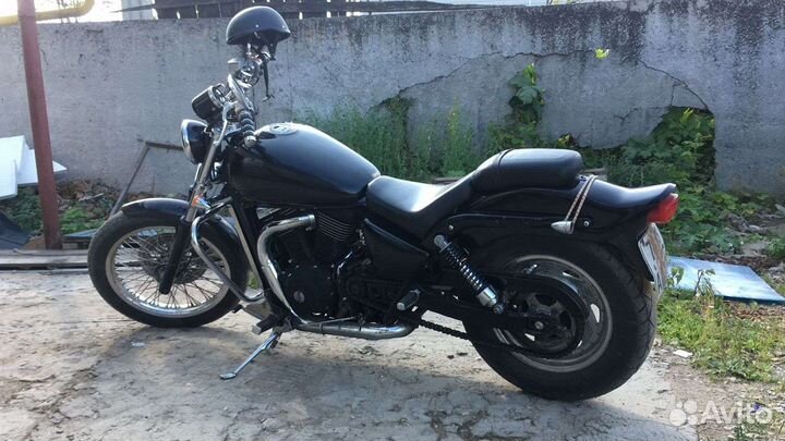 Suzuki Desperado VZ400