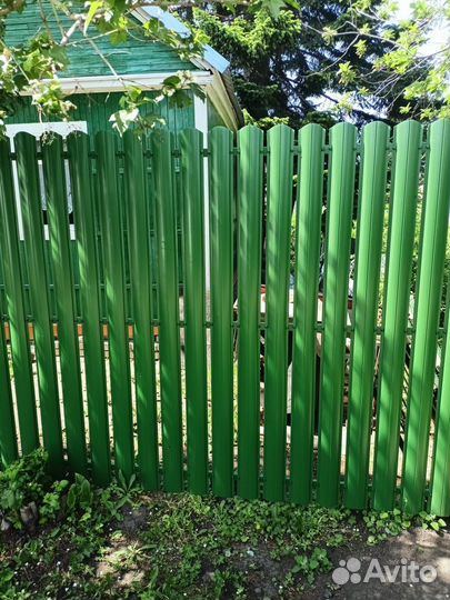 Забор из евроштакетника под ключ