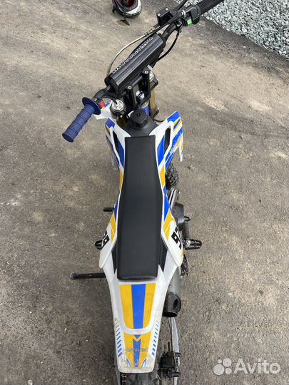 Продам питбайк Motoland TCX125