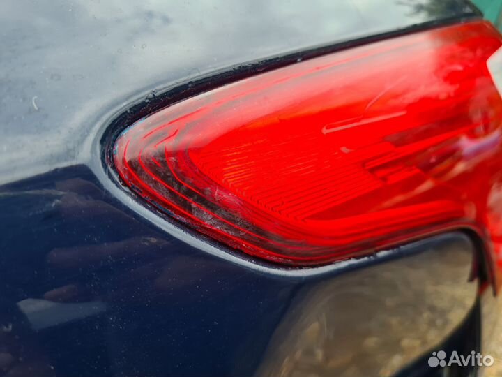Фонарь задний левый Ford Focus 3 универсал