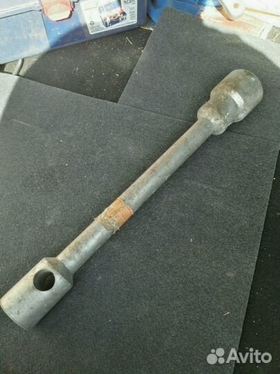 Ключ балонный 22х38