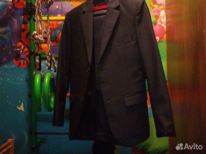 Брючный костюм