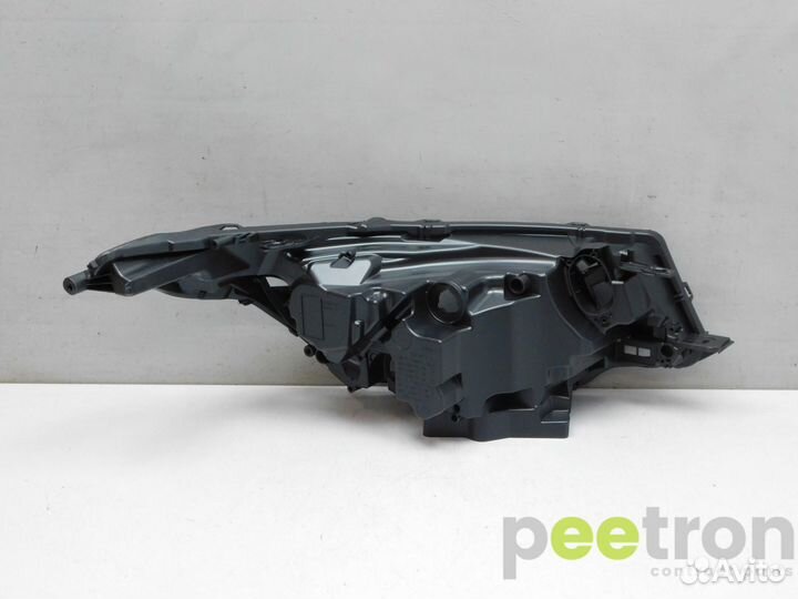 Б/У Б/У Корпус фары левой б/у LED. HY3213W030HA