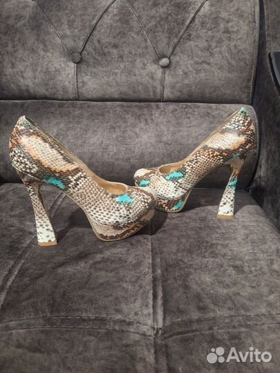 Туфли женские 39 размер новые
