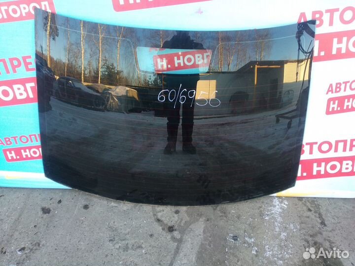 Стекло заднее Форд Фокус 2